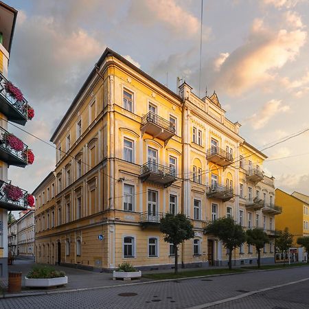 Otava - Vedlejsi Budova Františkovy Lázně Esterno foto
