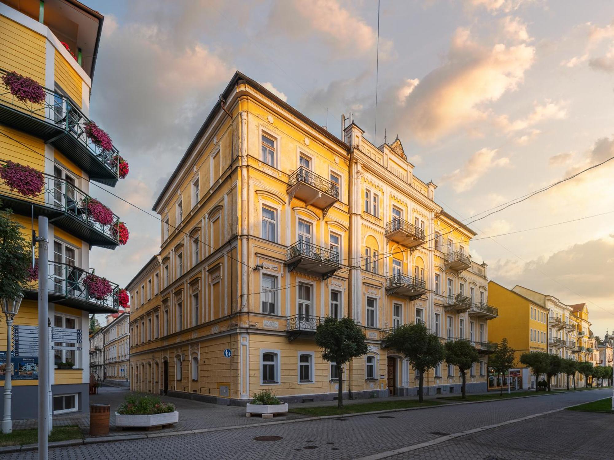 Otava - Vedlejsi Budova Františkovy Lázně Esterno foto